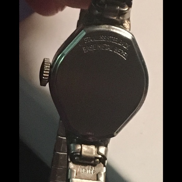 Vintage Wittnauer Watch 4 Diamonds & 10KT RGP Band - Picture 4 of 16